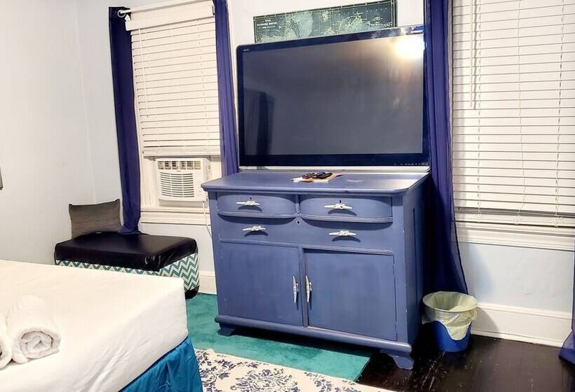 بنسيون Room In Guest Room   Yellow Rm Dover  Del State, Bayhealth  Dov Base