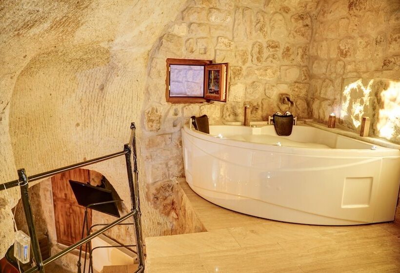 هتل Saliche Cave Suite