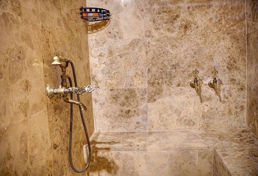 هتل Saliche Cave Suite