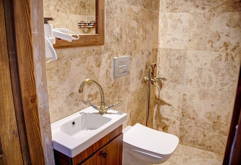 هتل Saliche Cave Suite