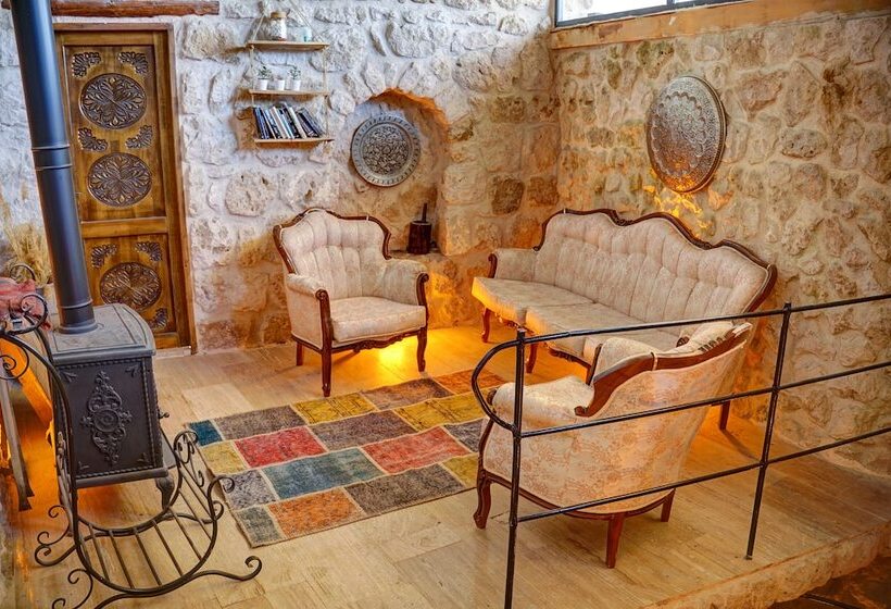 هتل Saliche Cave Suite