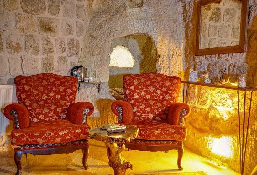هتل Saliche Cave Suite