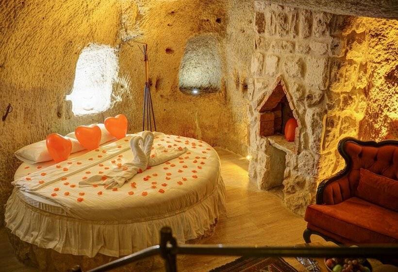 هتل Saliche Cave Suite