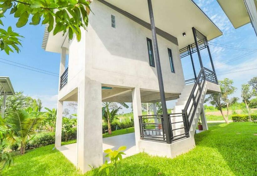 ペンション บ้านแม่อุทัยธานี Baanmae Uthaithani