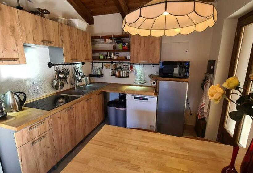 פנסיון Independent Chalet With Breathtaking View