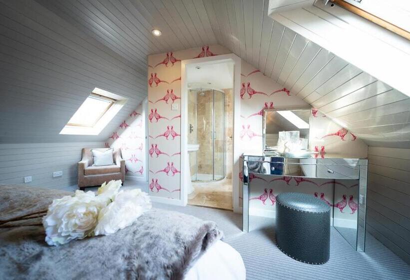 فندق Nether Glenny Farm