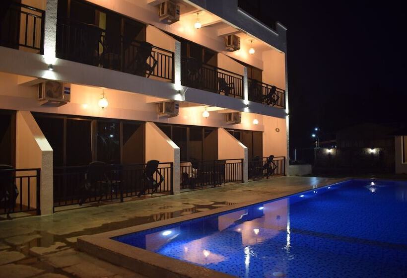 فندق Opulence Beach Resort Kihim Alibaug