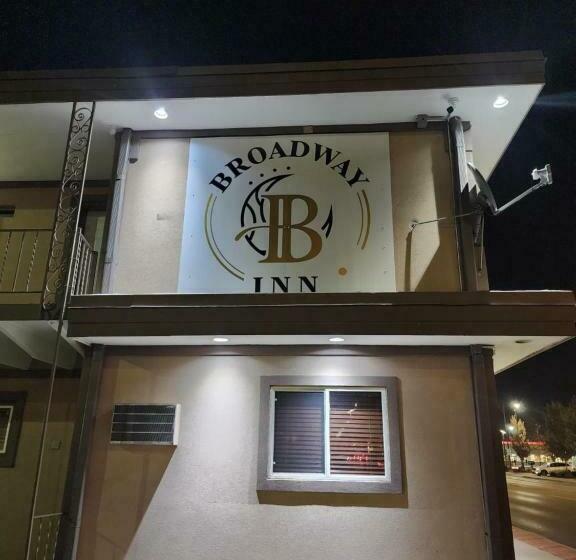 هتل Broadway Inn