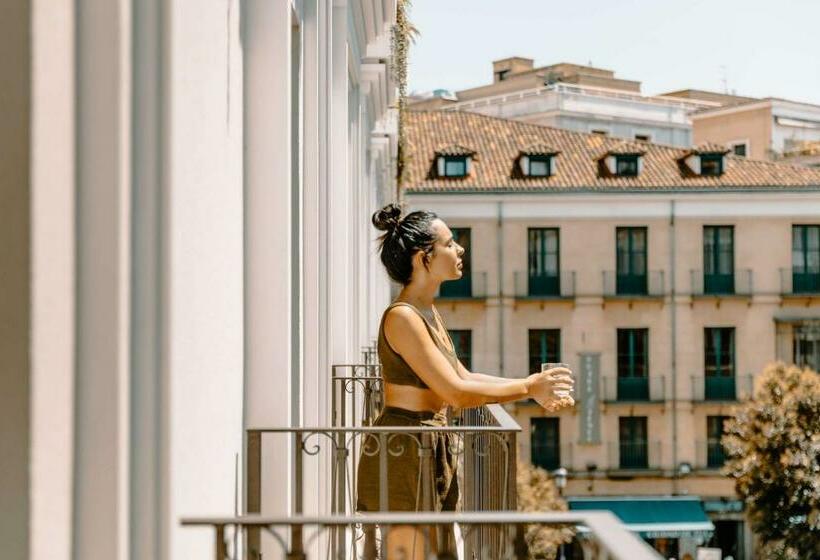 هتل Thompson Madrid, By Hyatt