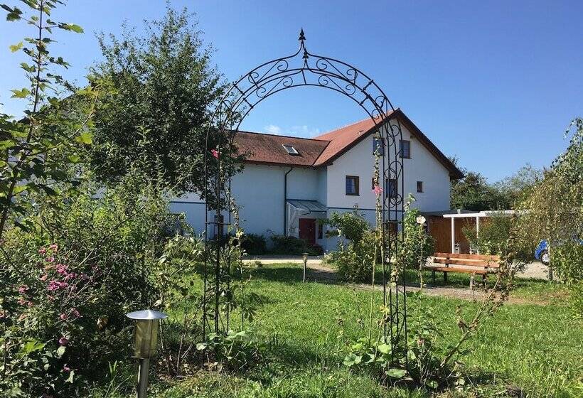تختخواب و صبحانه Gästehaus Schmid