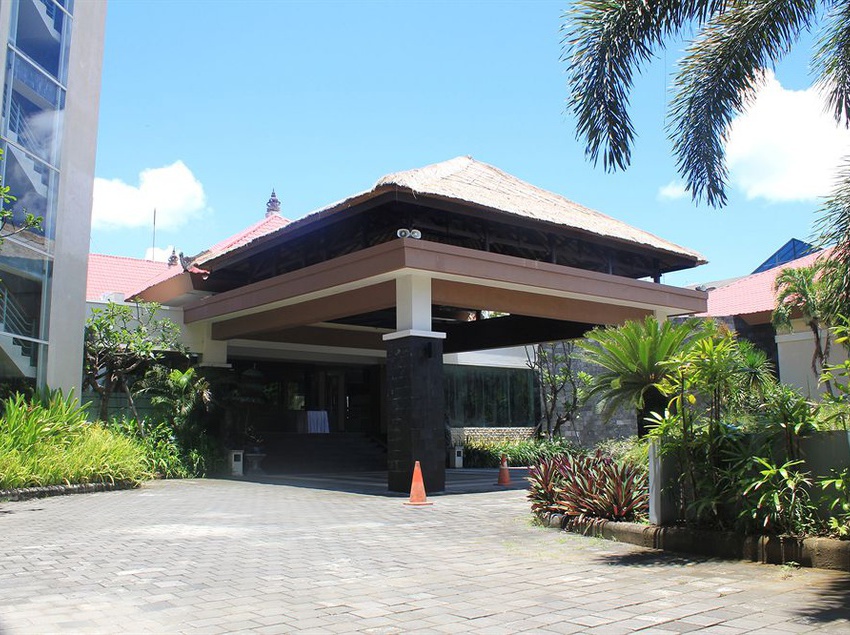 Fotos del hotel Harrads Hotel And Spa Sanur Bal:  5