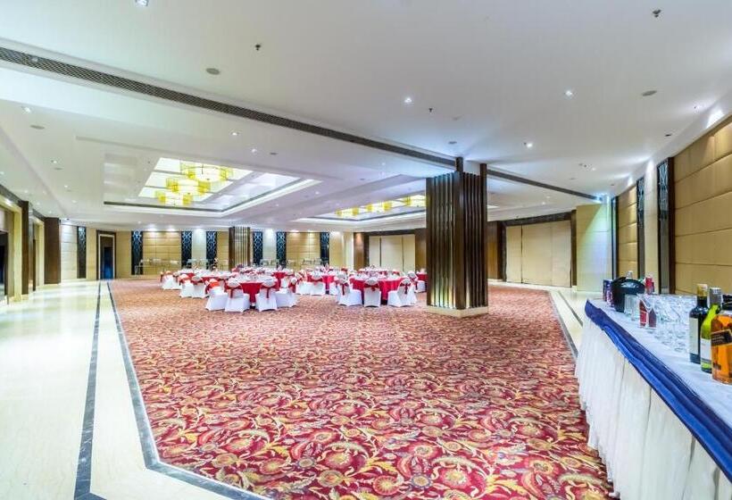 فندق Golden Tulip Chandigarh, Panchkula