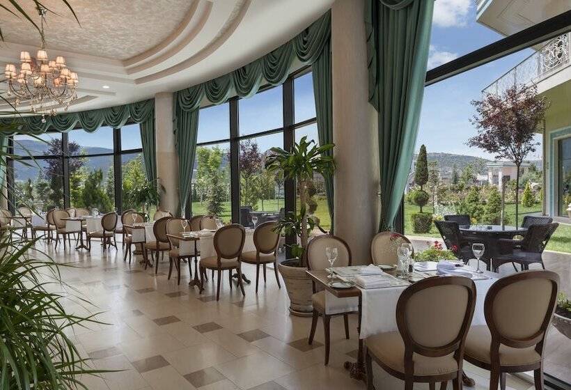فندق Ng Afyon Wellness & Convention