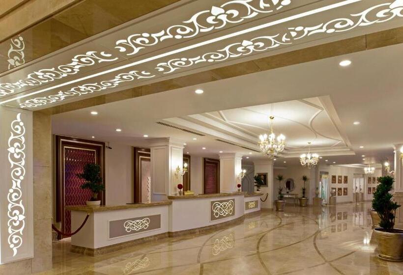 فندق Ng Afyon Wellness & Convention