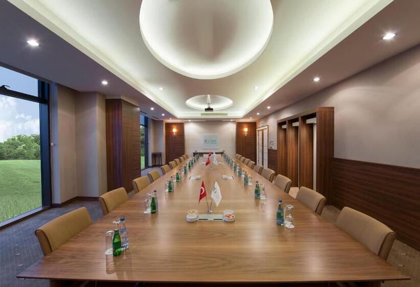 فندق Ng Afyon Wellness & Convention