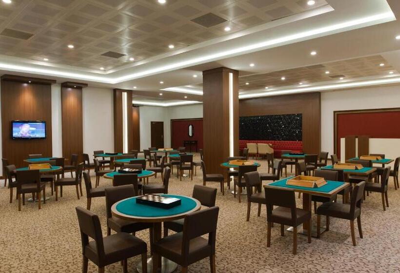 فندق Ng Afyon Wellness & Convention