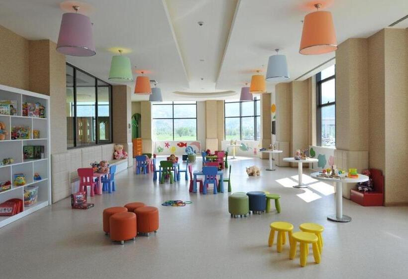 فندق Ng Afyon Wellness & Convention