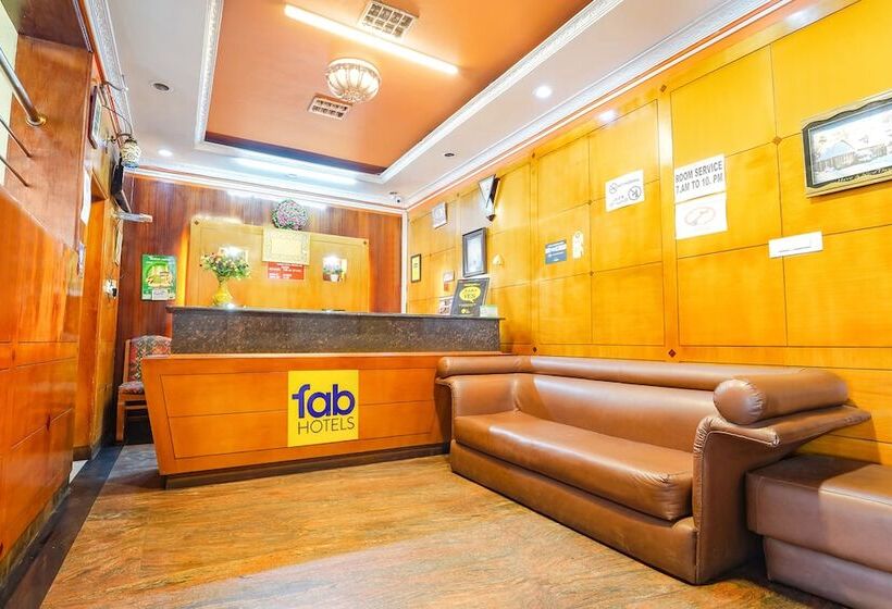 ホテル Orchid Inn