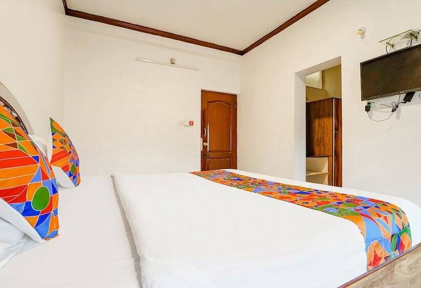 ホテル Orchid Inn