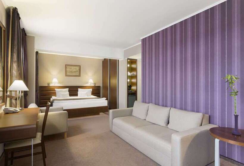 هتل Wyndham Cluj