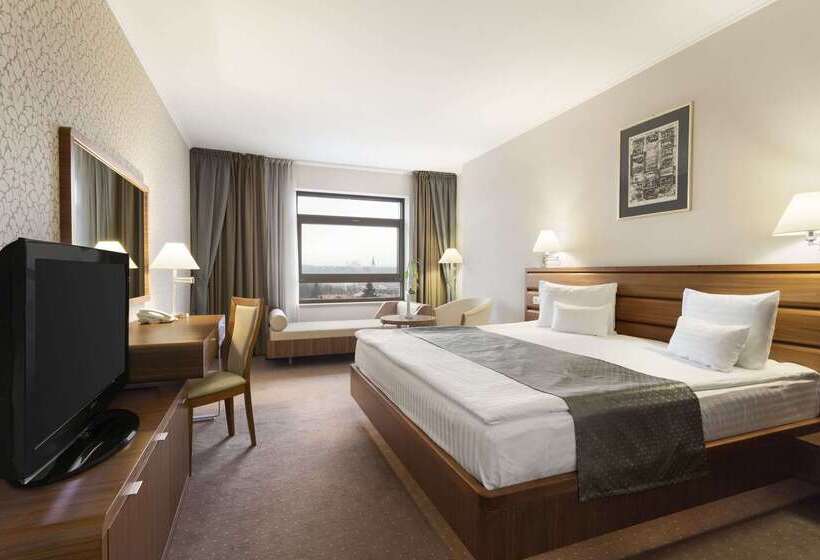 هتل Wyndham Cluj