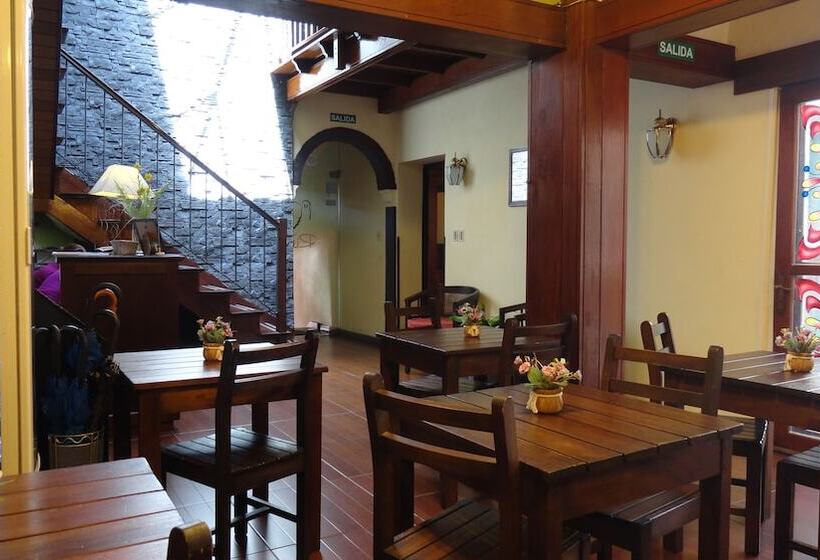 هتل Posada Rivera