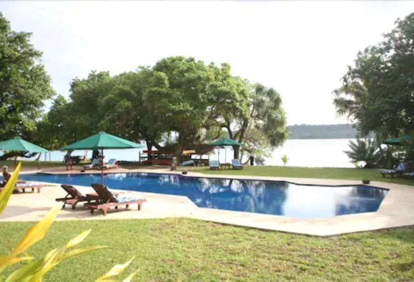 Bokissa Private Island Resort