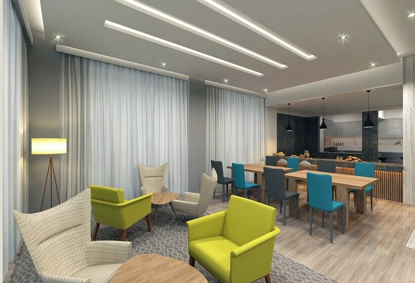 Citadines Al Ghubrah Muscat