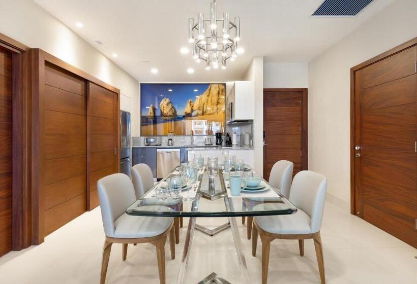 هتل Villa La Valencia Beach Resort & Spa Los Cabos