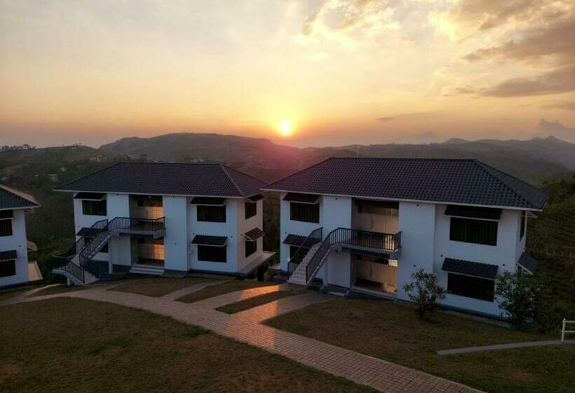 7th Heaven Resort
