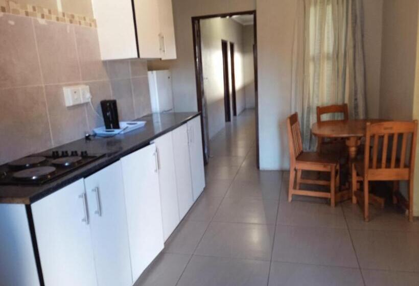 مبيت وإفطار Lux Contractors Accommodation