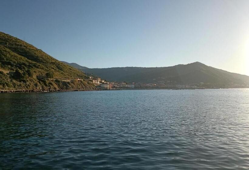 ペンション Ristorante Paisà. Cibo E Ospitalità