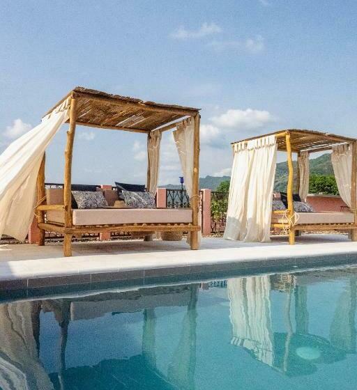 تختخواب و صبحانه Casa De Amigos Hotel Boutique