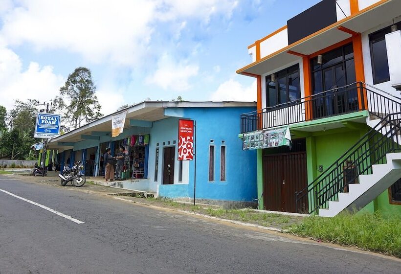 ホテル Oyo Homes 91132 Desa Wisata Kalipucang