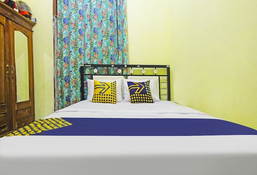 هتل Oyo Homes 91149 Desa Wisata Nangelasari