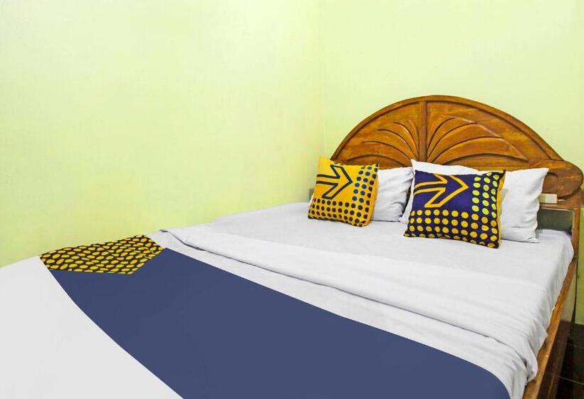 هتل Oyo Homes 91149 Desa Wisata Nangelasari