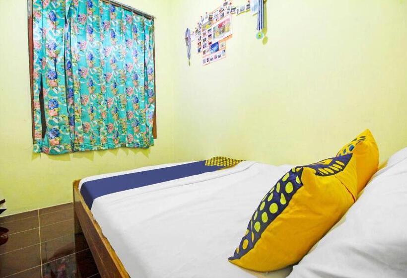 هتل Oyo Homes 91149 Desa Wisata Nangelasari