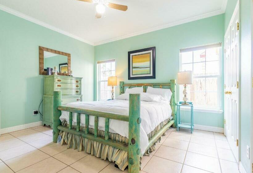 Little Get Away By The Beach ,moondancer