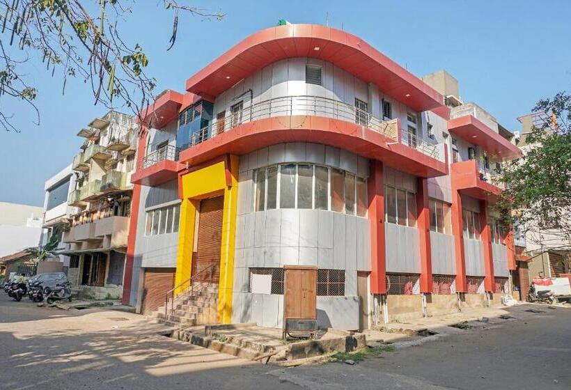 فندق Oyo Flagship 19680 Suman Lodging