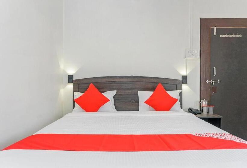 فندق Oyo Flagship 19680 Suman Lodging