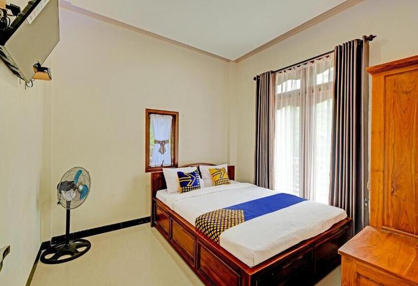 ホテル Spot On 91095 Desa Wisata Conto