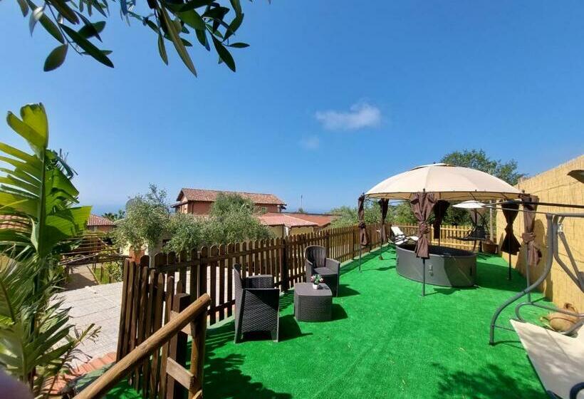 پانسیون Parco Esmeralda   Family Residence E Breakfast