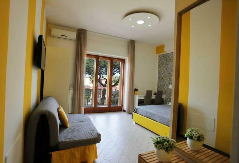 مبيت وإفطار Guest House Le Tre Isole Sorrento