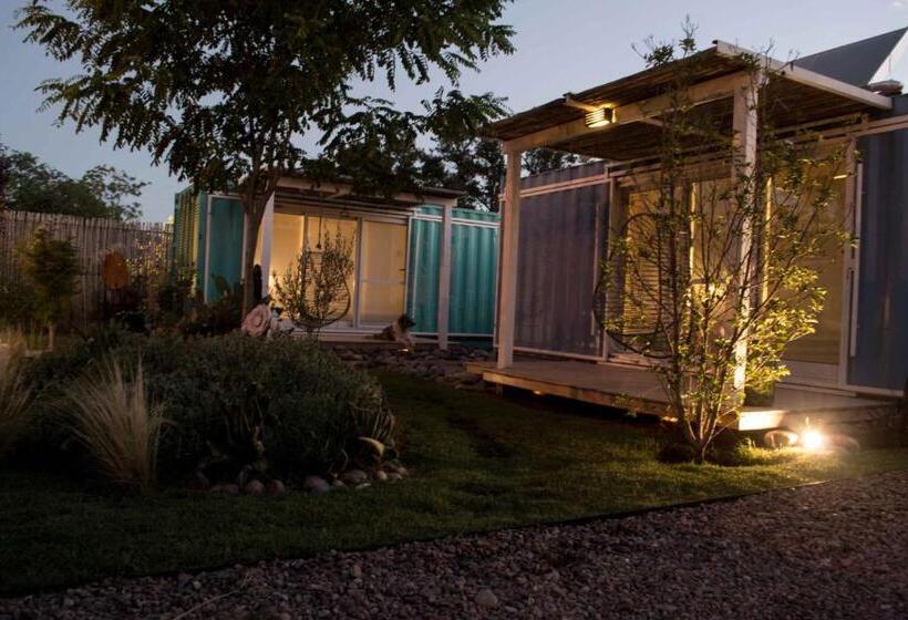 تختخواب و صبحانه Refugio Padma