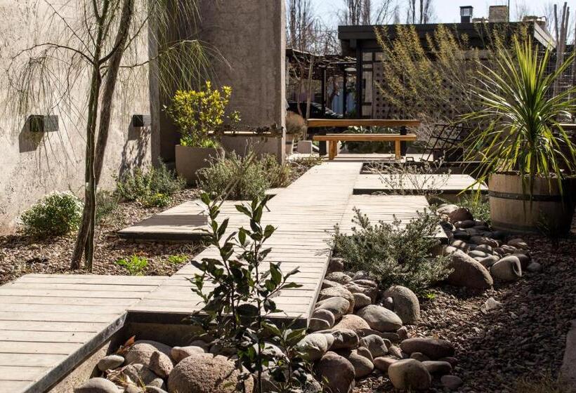 تختخواب و صبحانه Refugio Padma