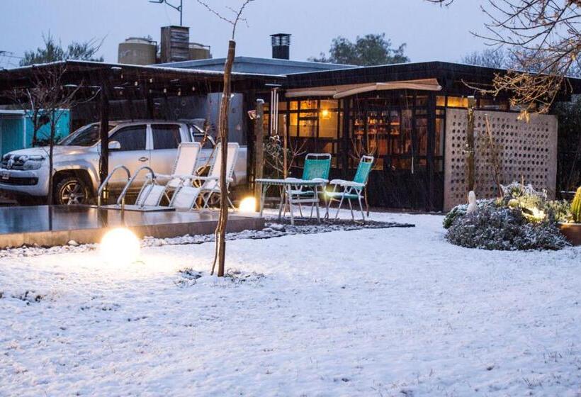 تختخواب و صبحانه Refugio Padma