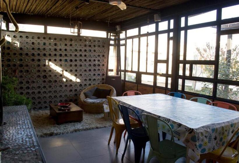 تختخواب و صبحانه Refugio Padma