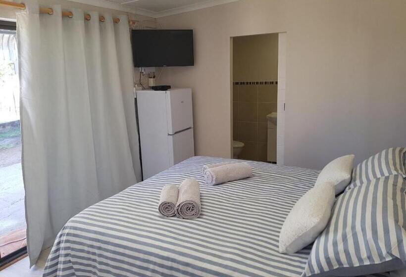 بنسيون Overnight At Prieska