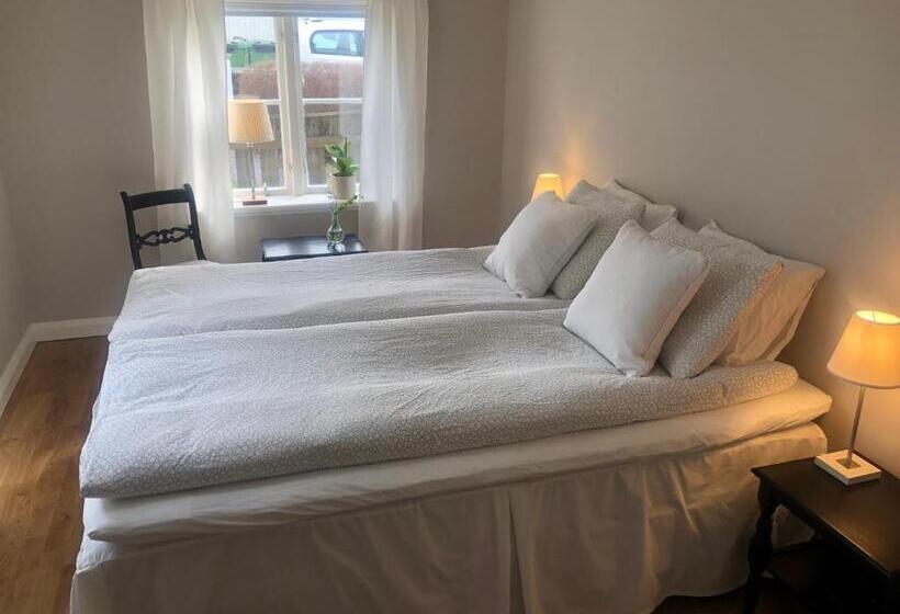 هاستل ångbåten   New Buildt Double Rooms In The Center Of Gränna With Separate Entrance