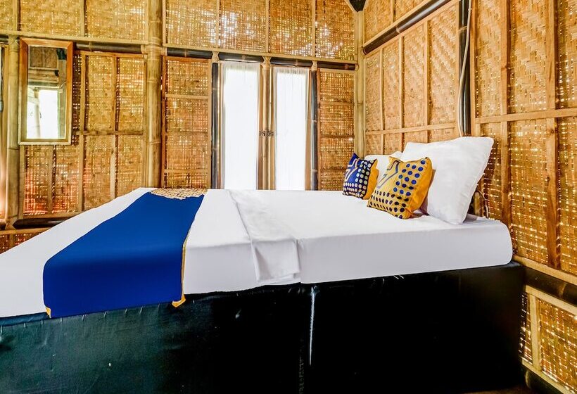 هتل Spot On 91067 Desa Wisata Santanamekar